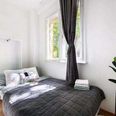בודפשט Buda Centre Homes By The Allee Shopping Mall מראה חיצוני תמונה
